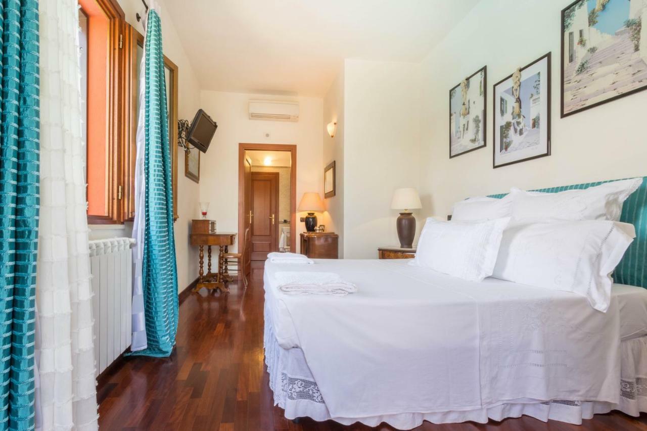 Stella Hotel Quartu SantʼElena Екстериор снимка